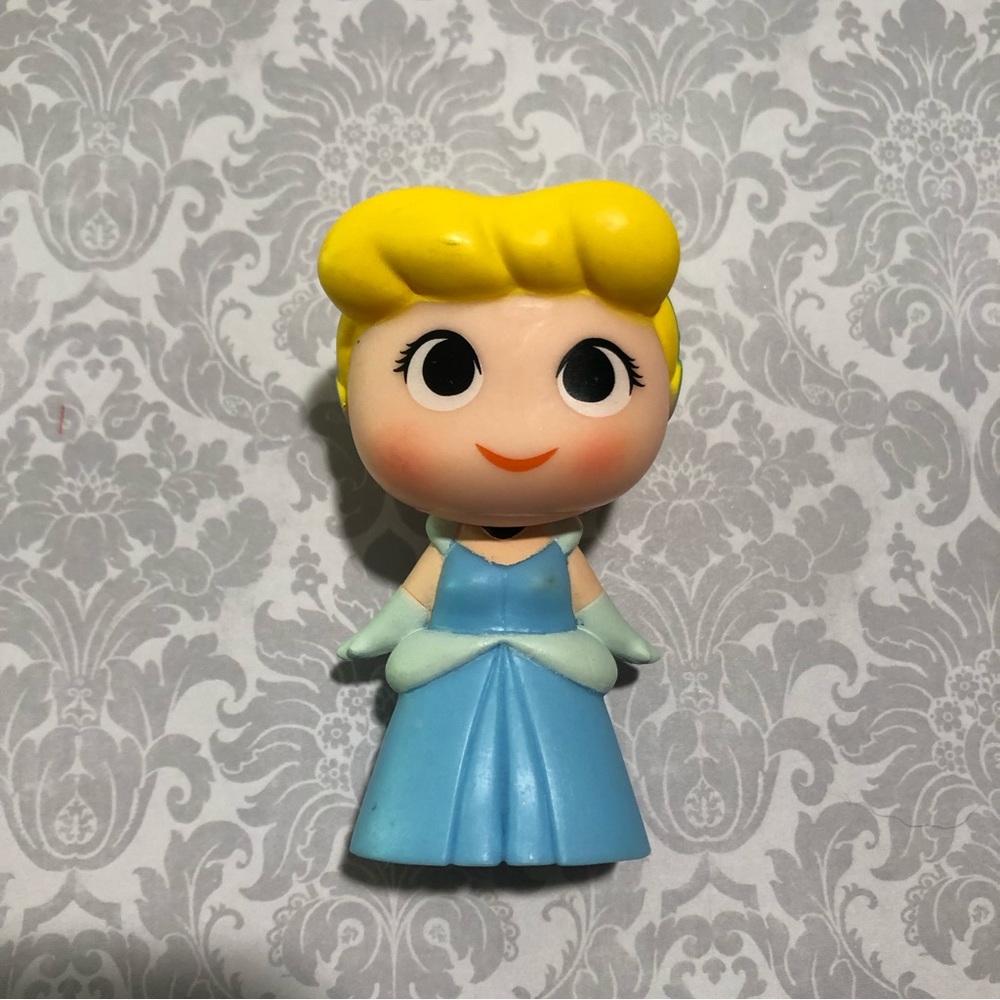 Cinderella Funko mystery mini princess